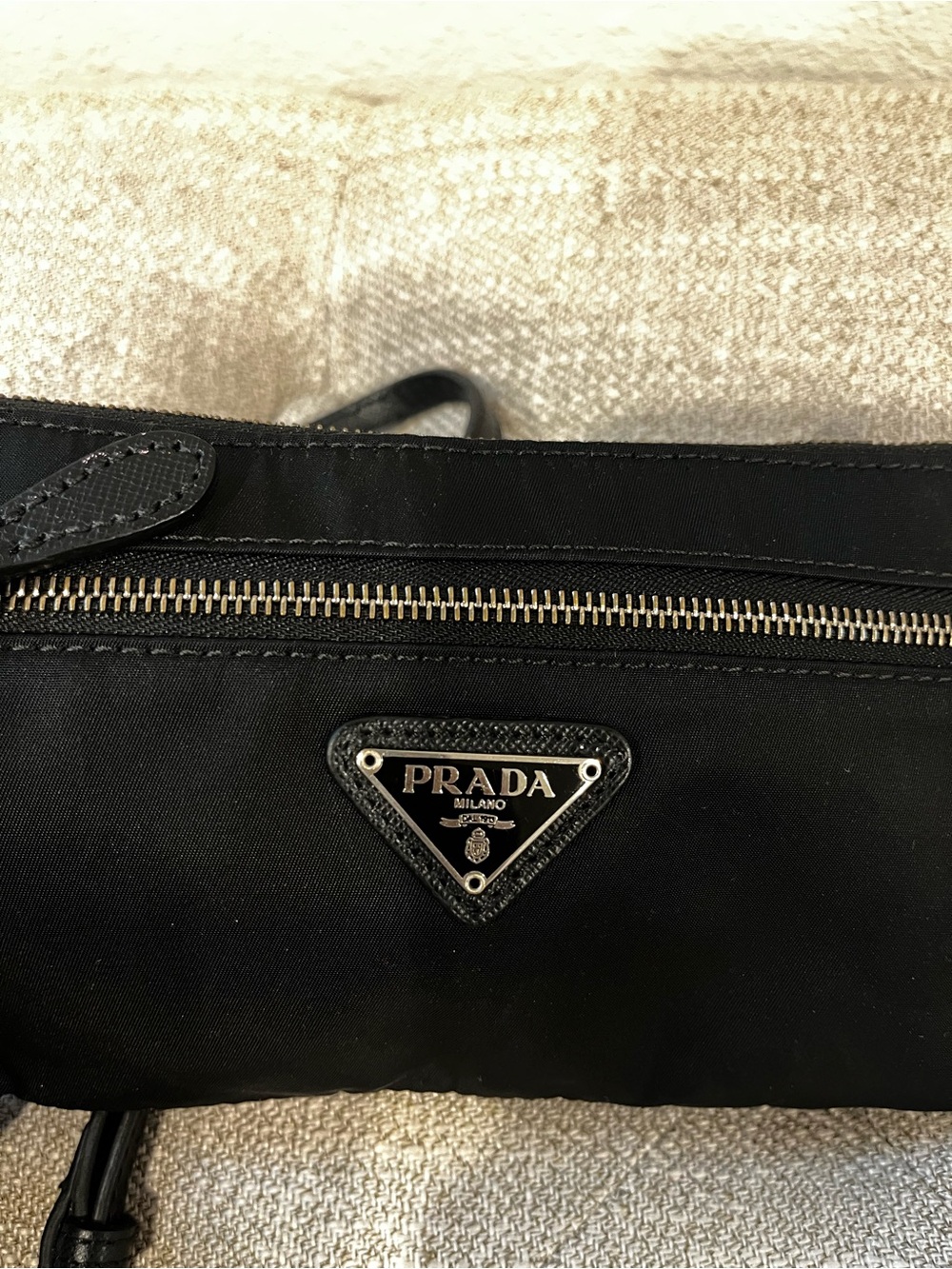 PRADA NYLON FLAT CROSSBODY POUCH. - Picture 5 of 8